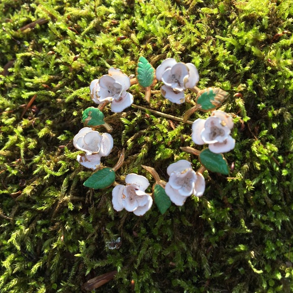 Vintage Rose Pin Cottagecore - Picture 4 of 5